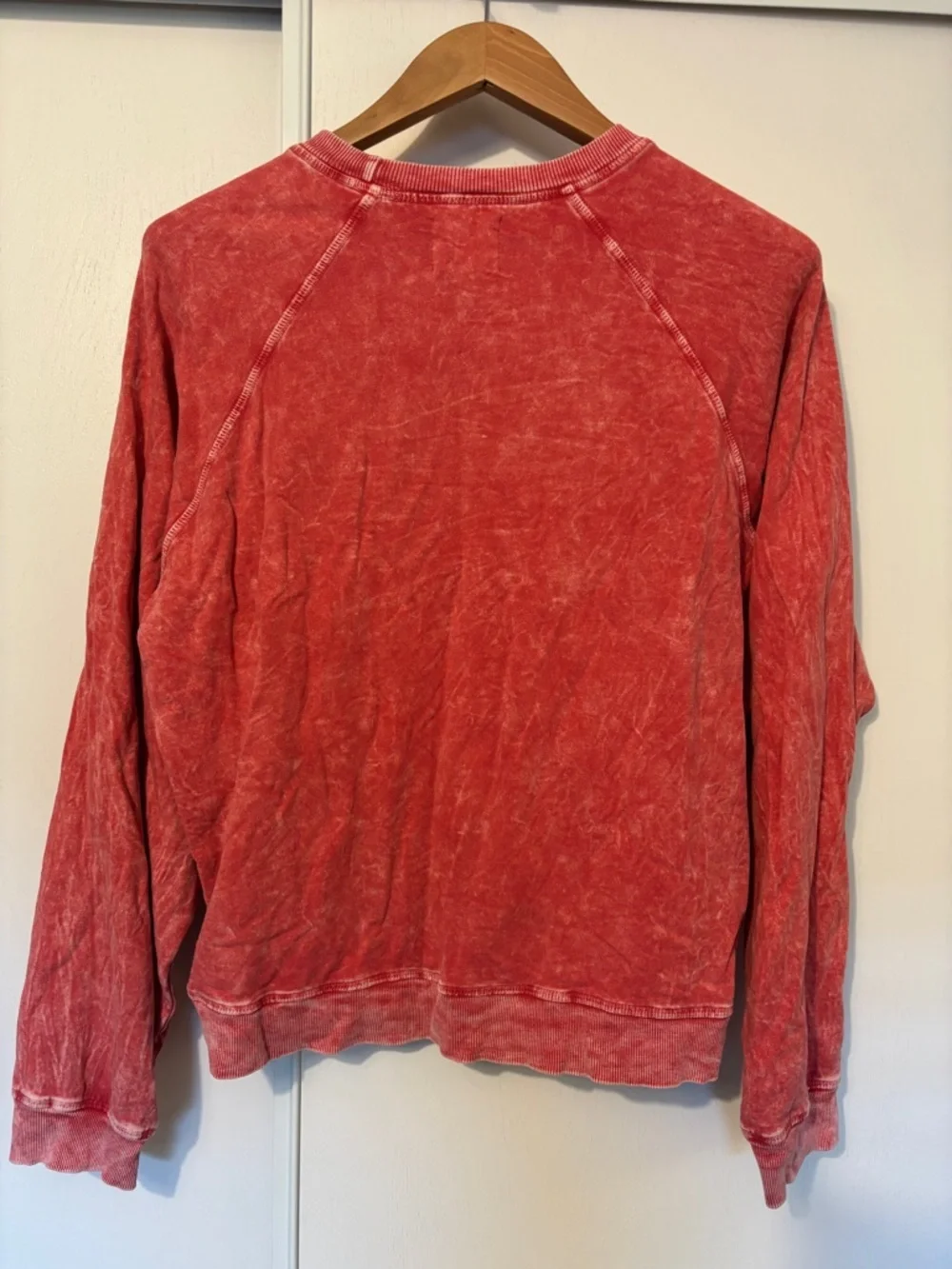 Electric & Rose Apres Surf Club Sweatshirt Size Medium Distressed Oversized Soft - Picture 4 of 6
